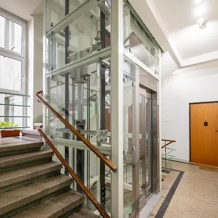 Metro Raclawicka Standard Apartment Warsaw Exterior photo