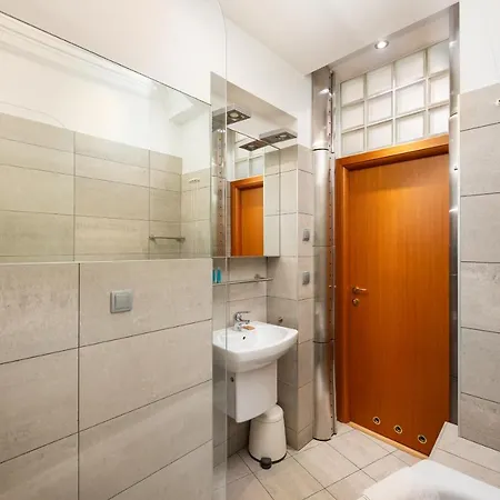 Metro Raclawicka Standard Apartment Warsaw Exterior photo