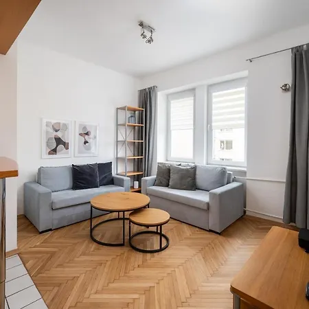 Metro Raclawicka Standard Apartment Warsaw Exterior photo