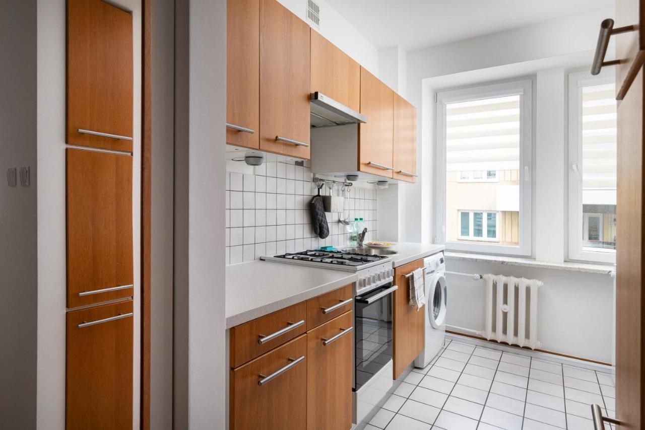 Metro Raclawicka Standard Apartment Warsaw
